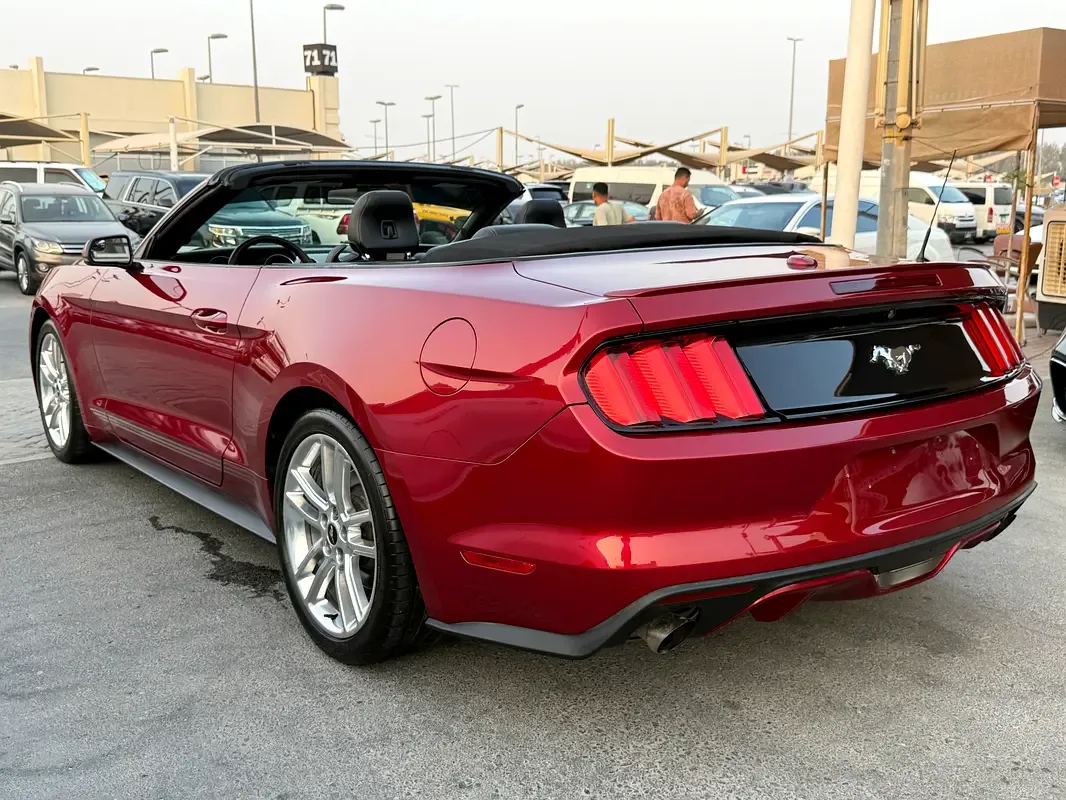 Ford Mustang 2.3 AT (317 hp) - 10