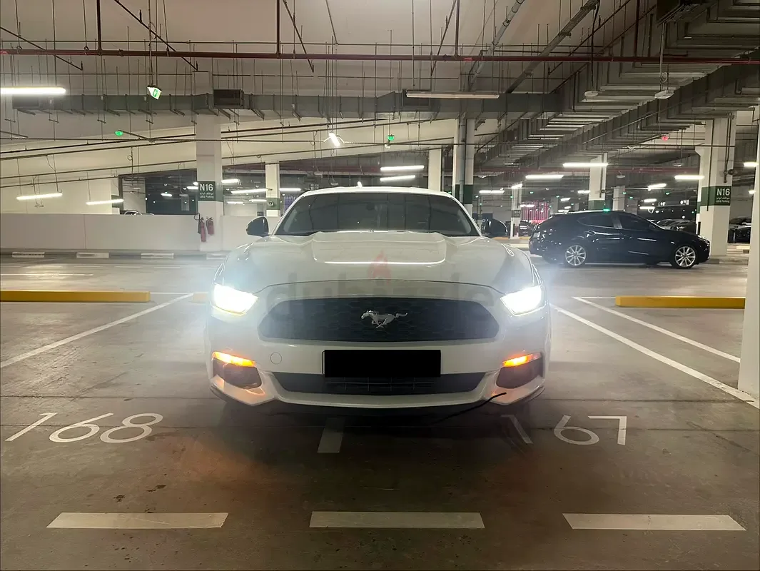Ford Mustang 2.3 AT (317 حصان) - 3
