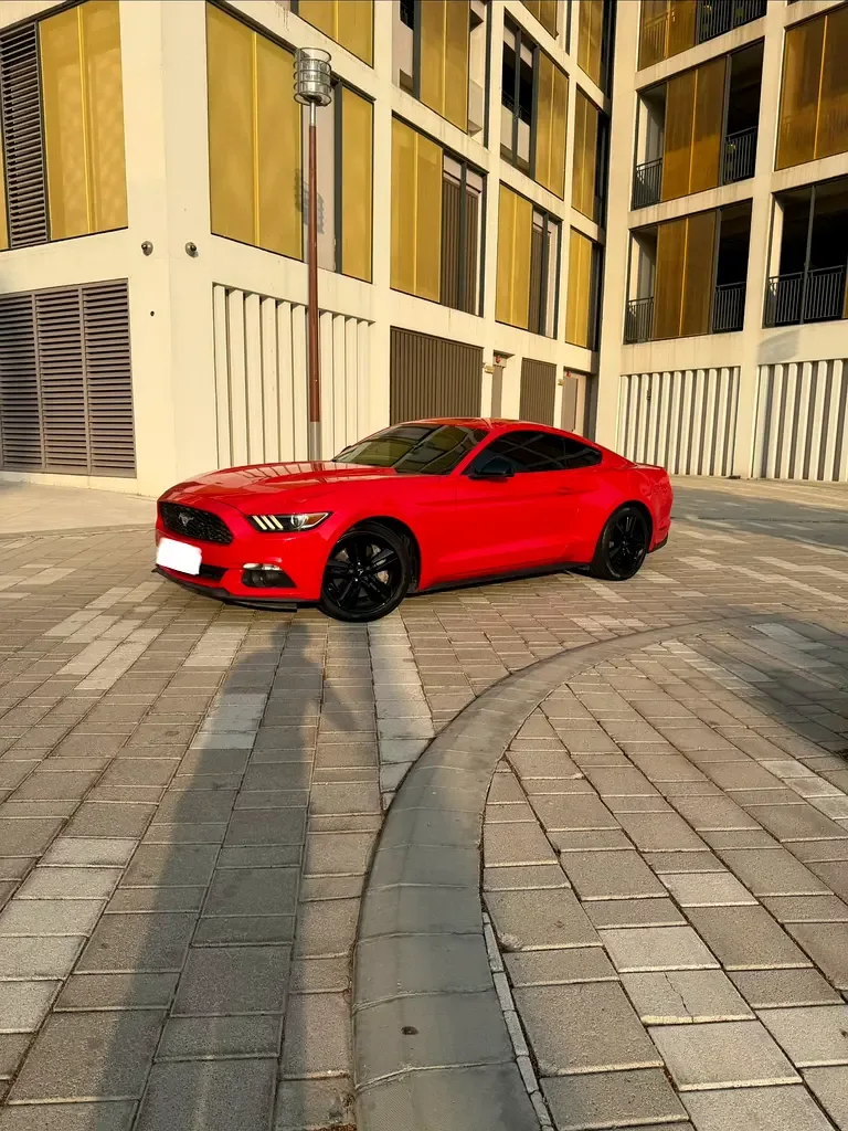 Ford Mustang 2.3 AT (317 حصان)