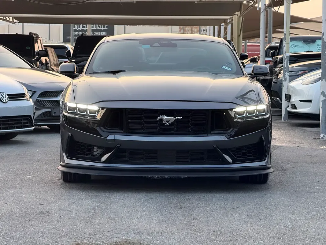 Ford Mustang 2.3 AT (319 hp)