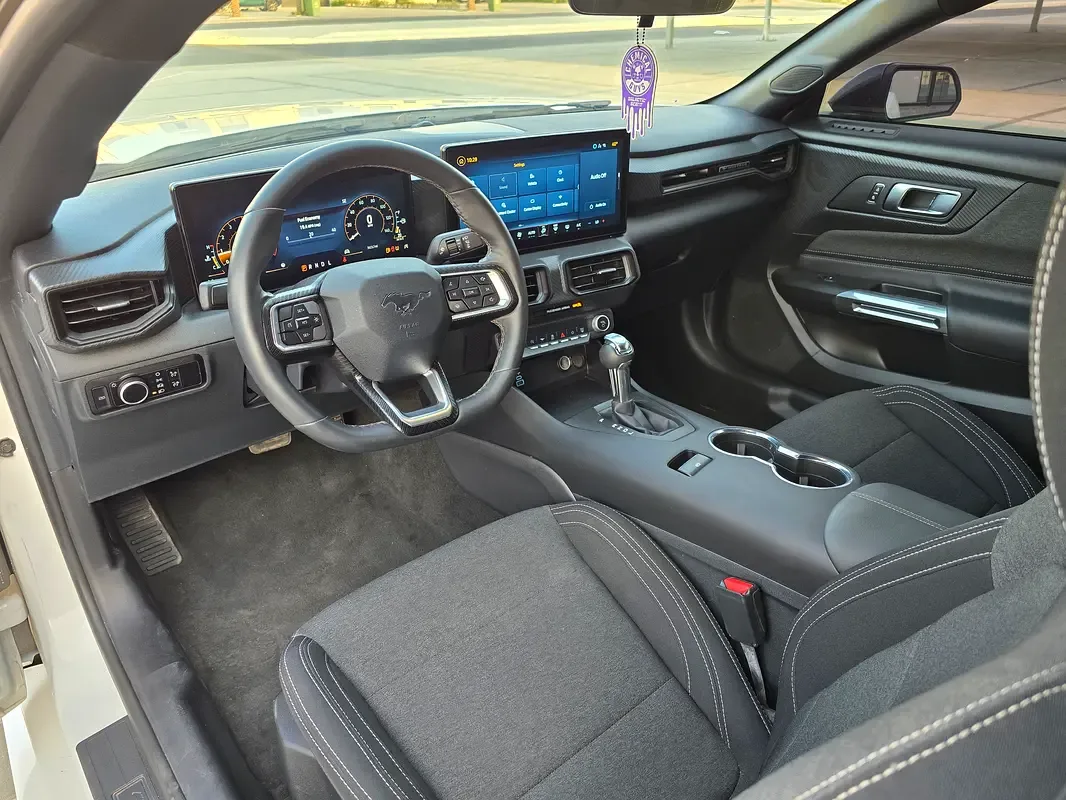 Ford Mustang 2.3 AT (319 حصان) - 8