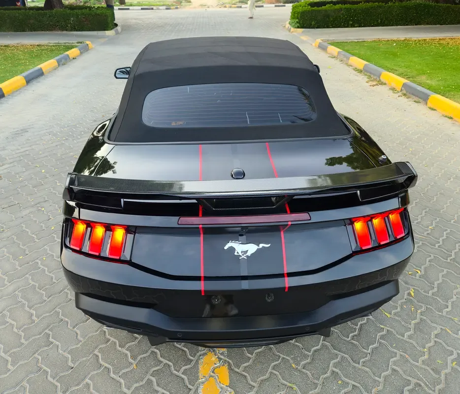 Ford Mustang 2.3 AT (319 حصان) - 18