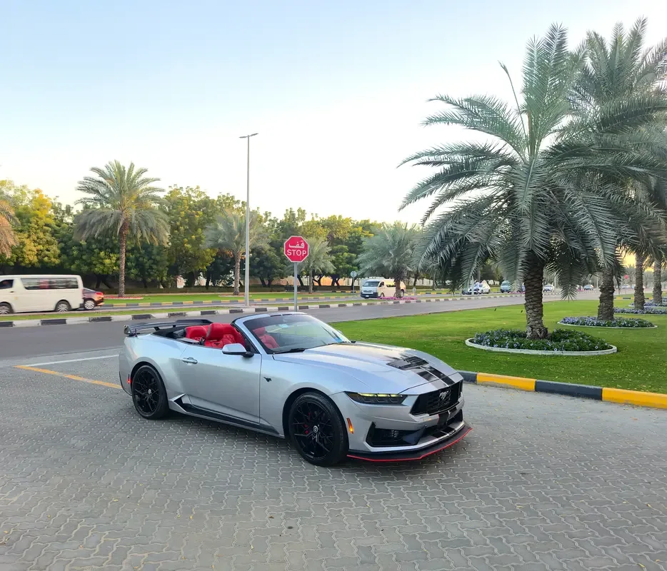 Ford Mustang 2.3 AT (319 hp)