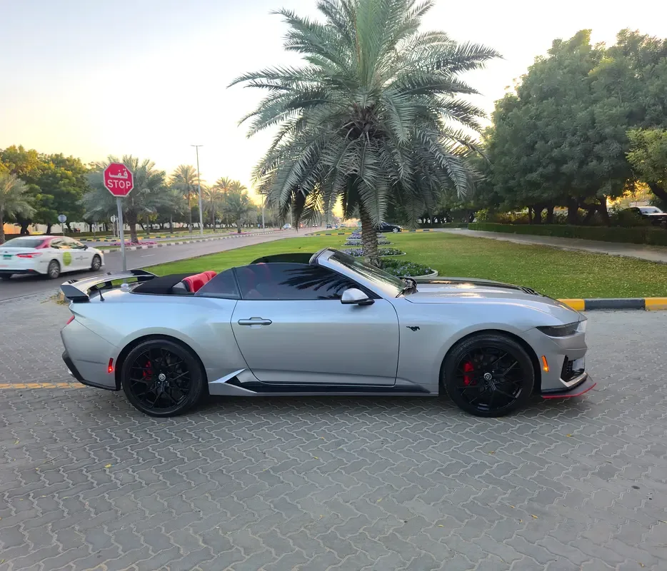 Ford Mustang 2.3 AT (319 حصان) - 18