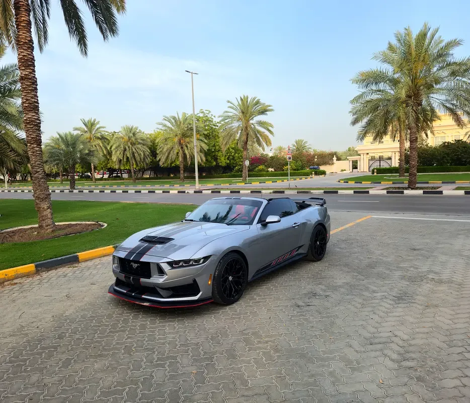 Ford Mustang 2.3 AT (319 hp)