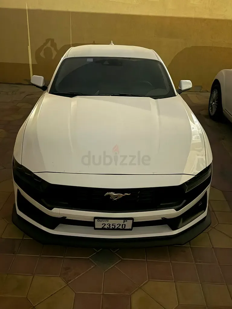 Ford Mustang 2.3 AT (319 حصان) - 2