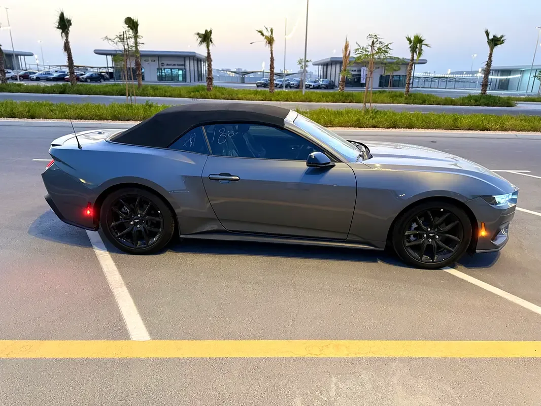 Ford Mustang 2.3 AT (319 حصان) - 3