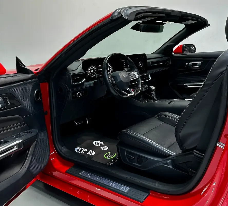 Ford Mustang 2.3 AT (319 hp) - 9