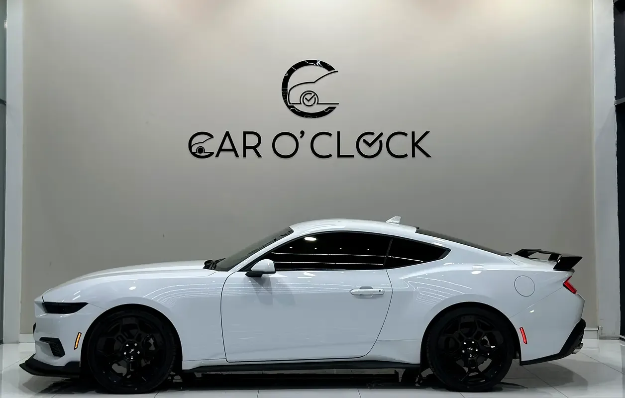 Ford Mustang 2.3 AT (319 حصان) - 4