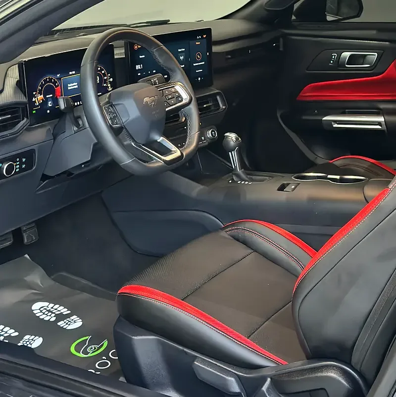 Ford Mustang 2.3 AT (319 حصان) - 8