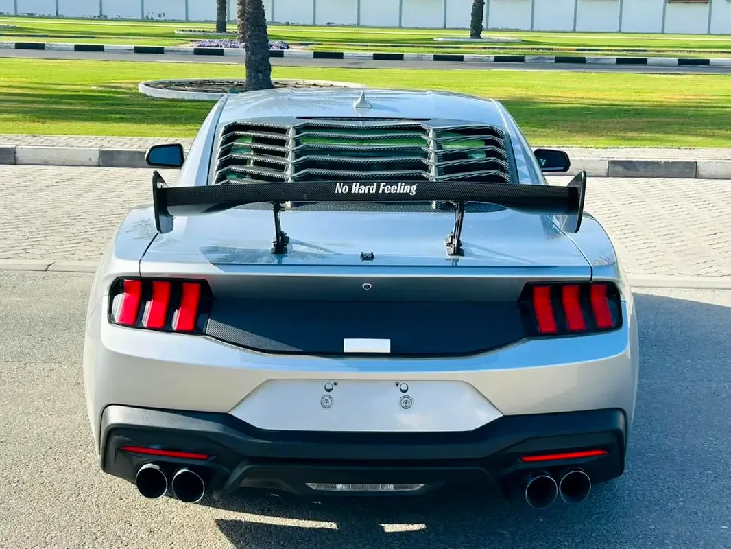 Ford Mustang 2.3 AT (319 حصان) - 6