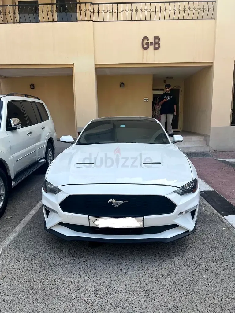 Ford Mustang 2.3 EcoBoost AT (290 hp)