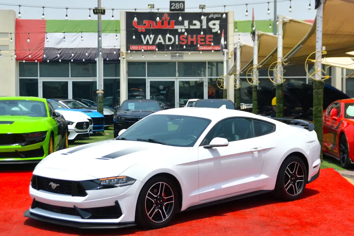 Ford Mustang 2.3 EcoBoost AT (290 hp)