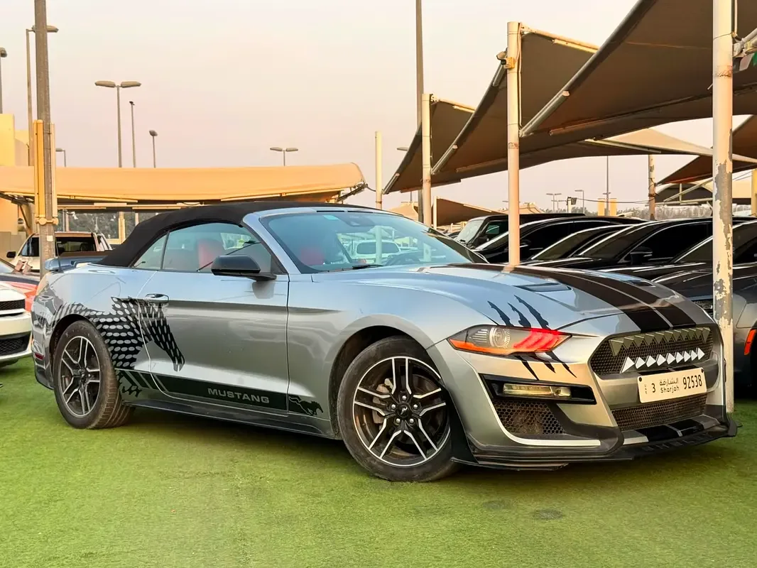 Ford Mustang 2.3 EcoBoost AT (290 حصان)