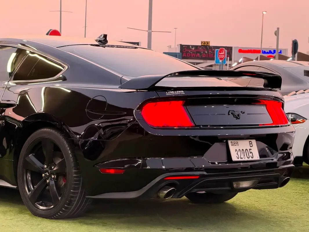 Ford Mustang 2.3 EcoBoost AT (290 حصان) - 4