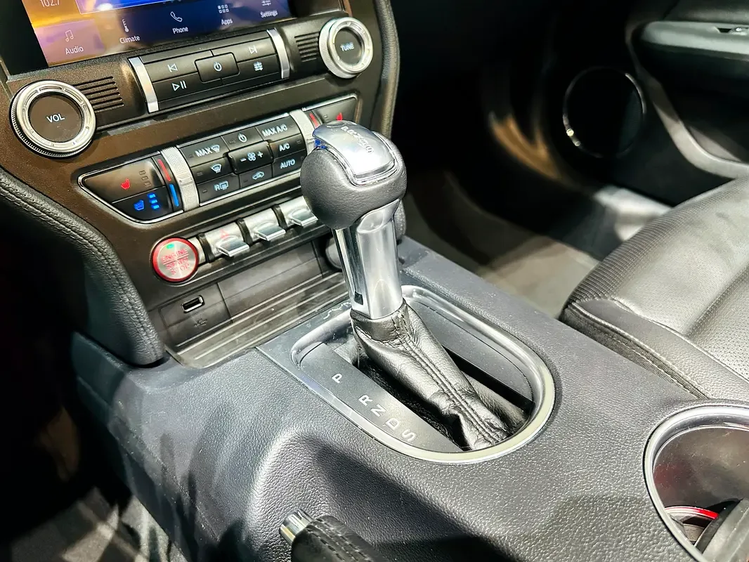 Ford Mustang 2.3 EcoBoost AT (290 حصان) - 9