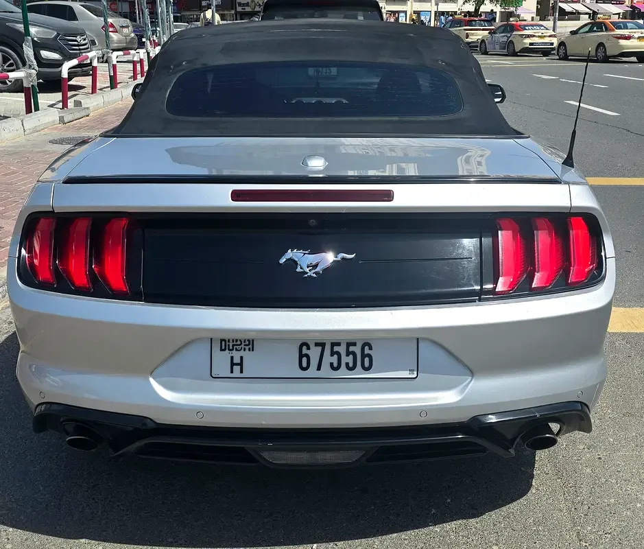 Ford Mustang 2.3 EcoBoost AT (290 حصان) - 4