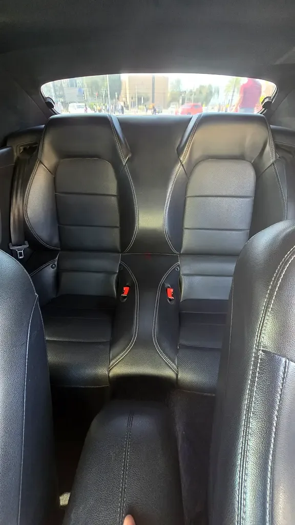 Ford Mustang 2.3 EcoBoost AT (290 حصان) - 15