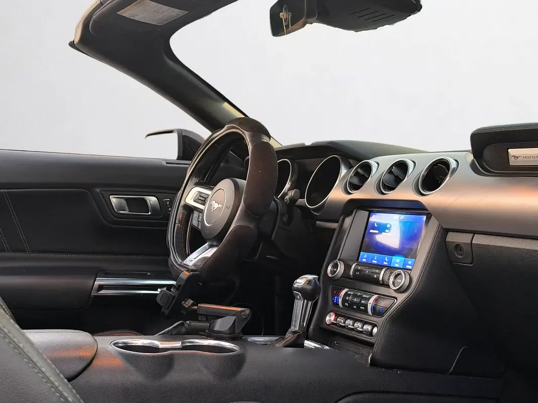 Ford Mustang 2.3 EcoBoost AT (290 حصان) - 11