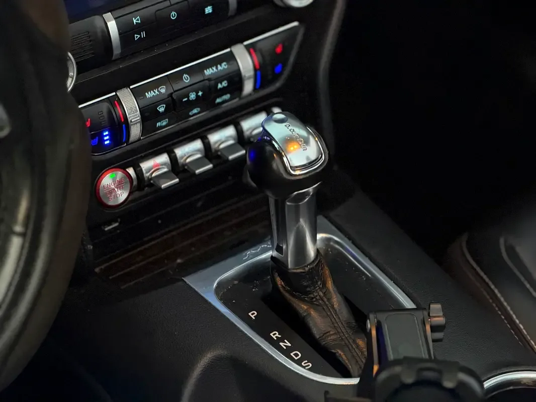 Ford Mustang 2.3 EcoBoost AT (290 حصان) - 15