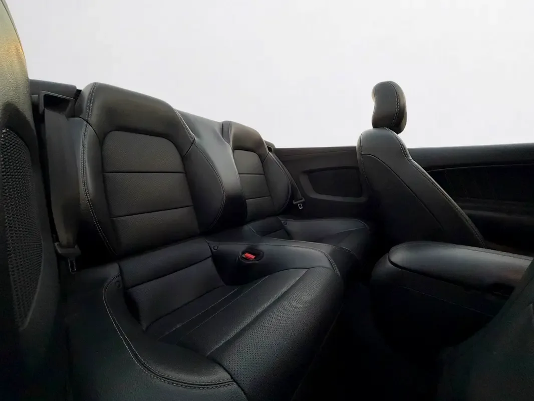 Ford Mustang 2.3 EcoBoost AT (290 حصان) - 18
