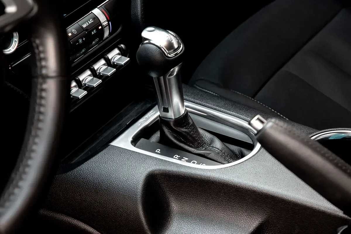 Ford Mustang 2.3 EcoBoost AT (290 hp) - 10