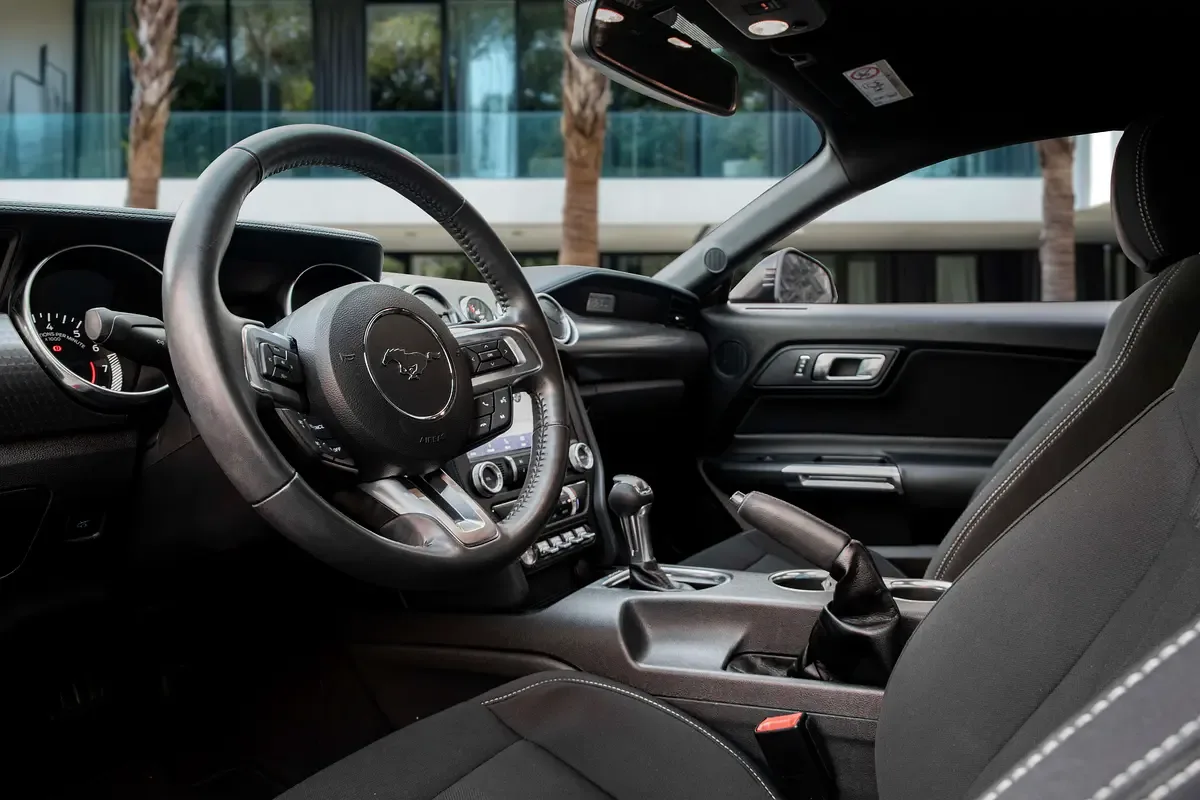 Ford Mustang 2.3 EcoBoost AT (290 hp) - 9