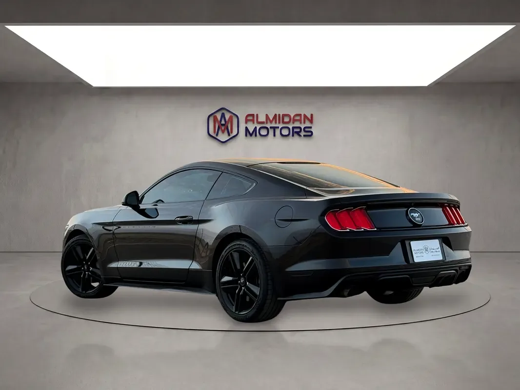 Ford Mustang 2.3 MT (317 حصان) - 2
