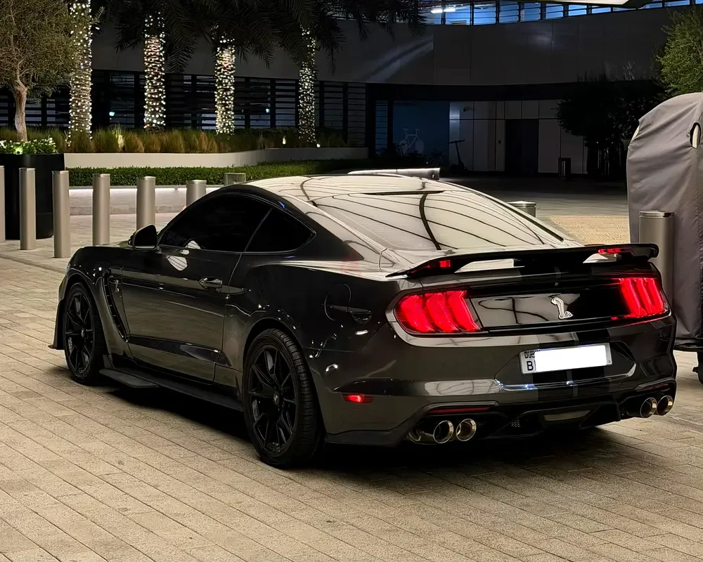 Ford Mustang 5.0 AT (441 hp) - 2