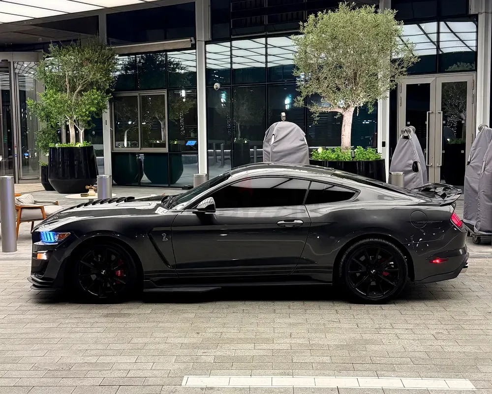 Ford Mustang 5.0 AT (441 hp) - 5