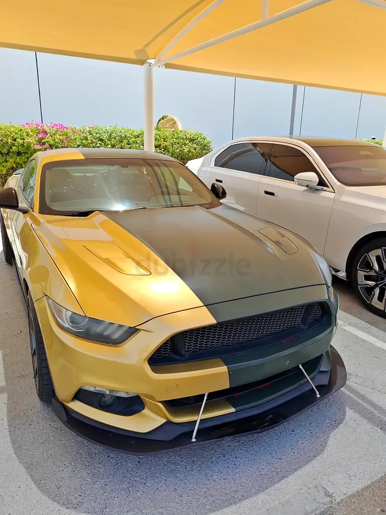 Ford Mustang 5.0 AT (441 hp) - 2