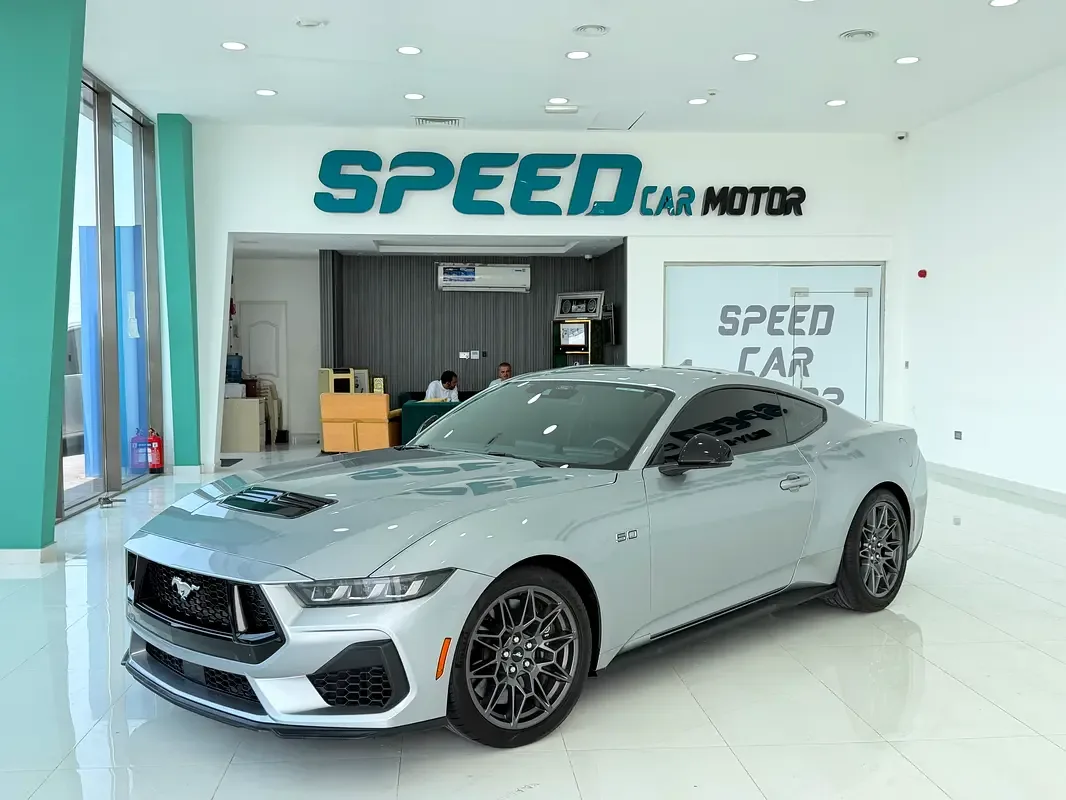 Ford Mustang 5.0 AT (453 hp)
