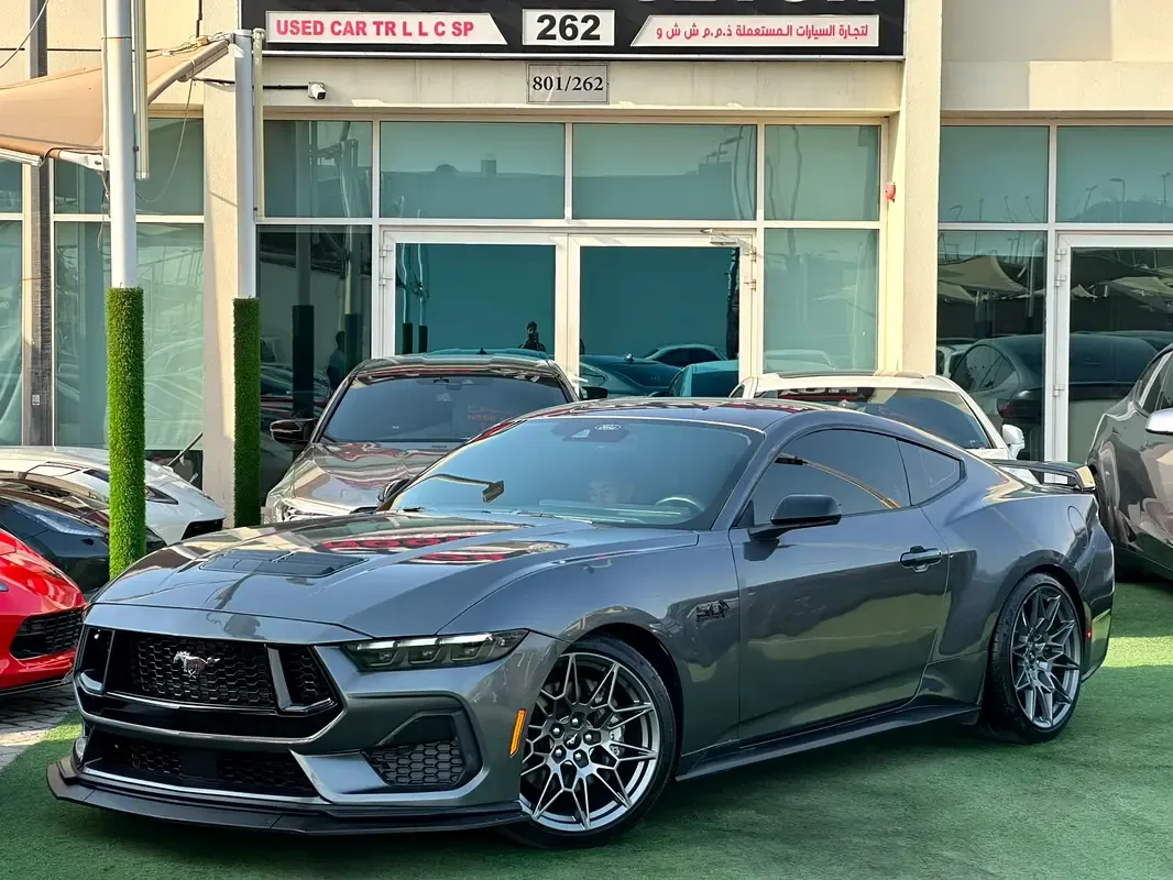 Ford Mustang 5.0 AT (453 hp)