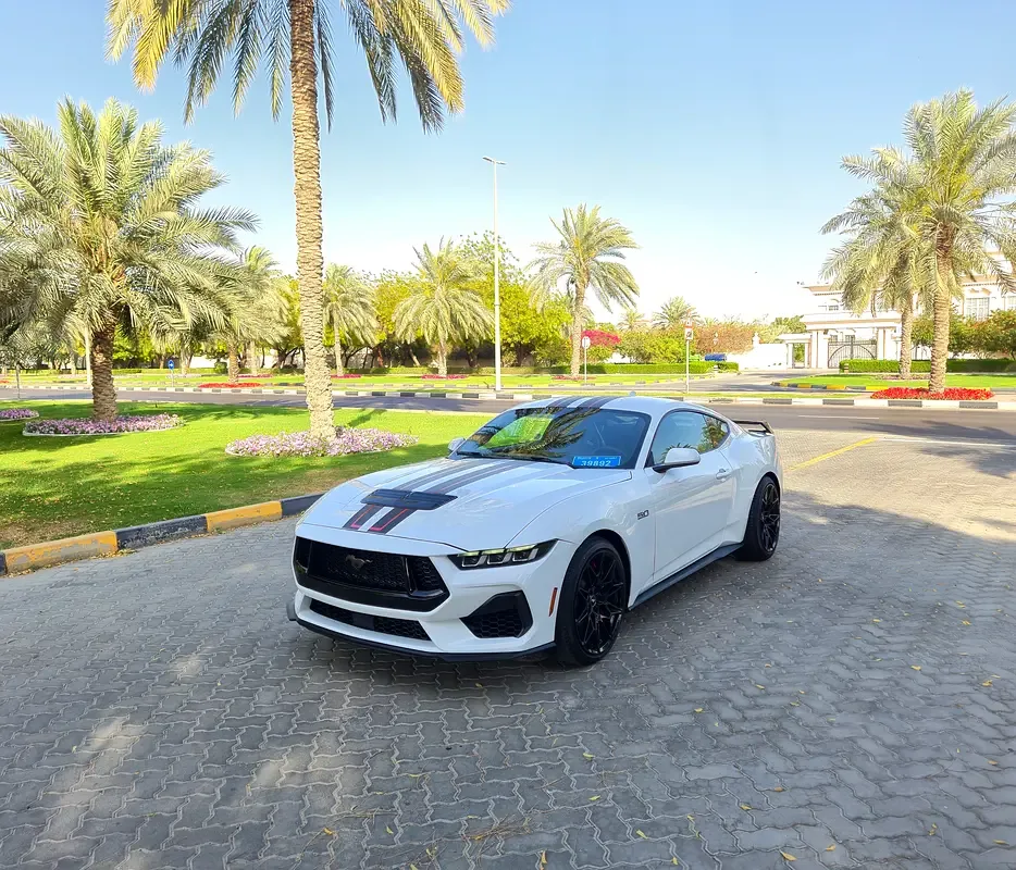Ford Mustang 5.0 AT (453 حصان) - 2