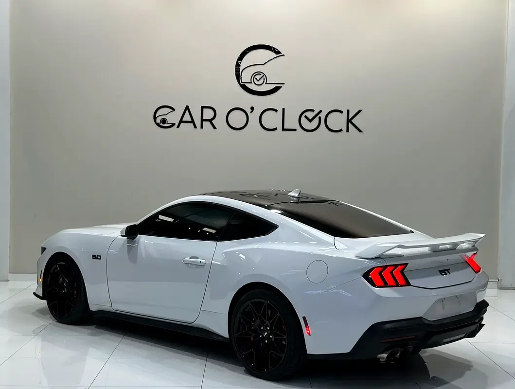 Ford Mustang 5.0 AT (453 hp) - 6