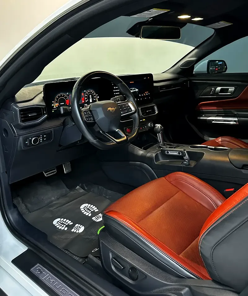 Ford Mustang 5.0 AT (453 hp) - 9