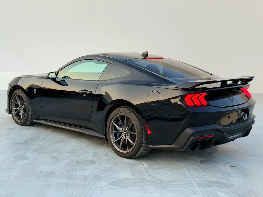 Ford Mustang 5.0 AT (500 حصان) - 6