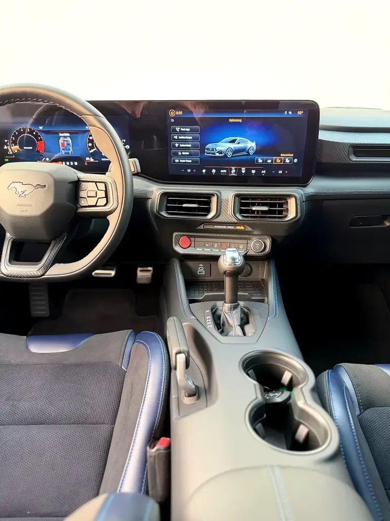 Ford Mustang 5.0 AT (500 حصان) - 11