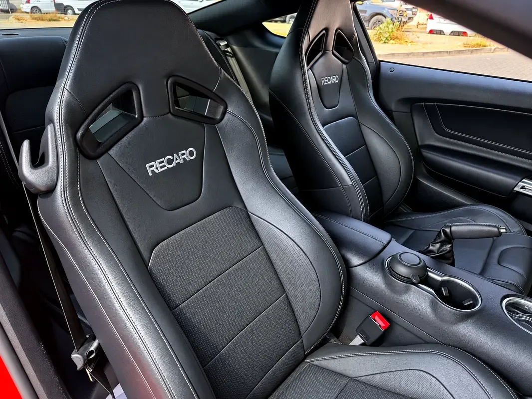 Ford Mustang 5.0 MT (450 hp) - 9
