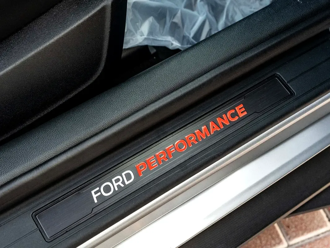 Ford Mustang 5.2 AMT (760 حصان) - 15