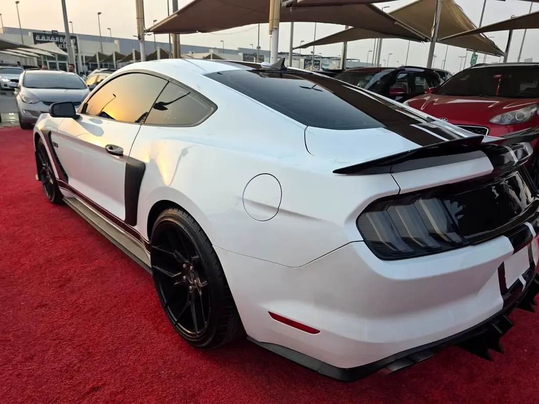 Ford Mustang GT 5.0 AT (466 hp) - 4