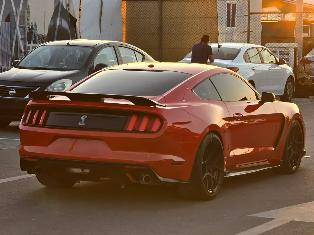 Ford Mustang GT 5.0 AT (466 حصان) - 4