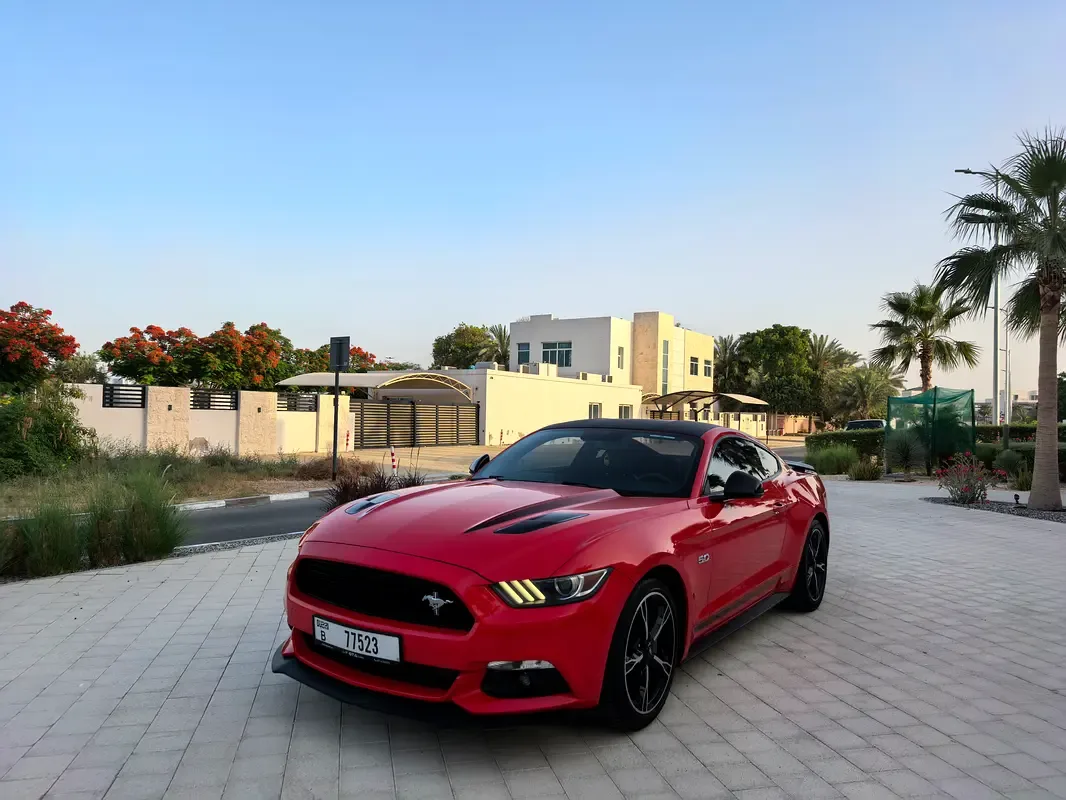 Ford Mustang GT 5.0 AT (466 hp)