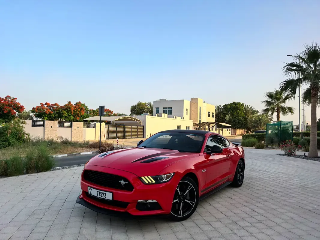 Ford Mustang GT 5.0 AT (466 حصان) - 10