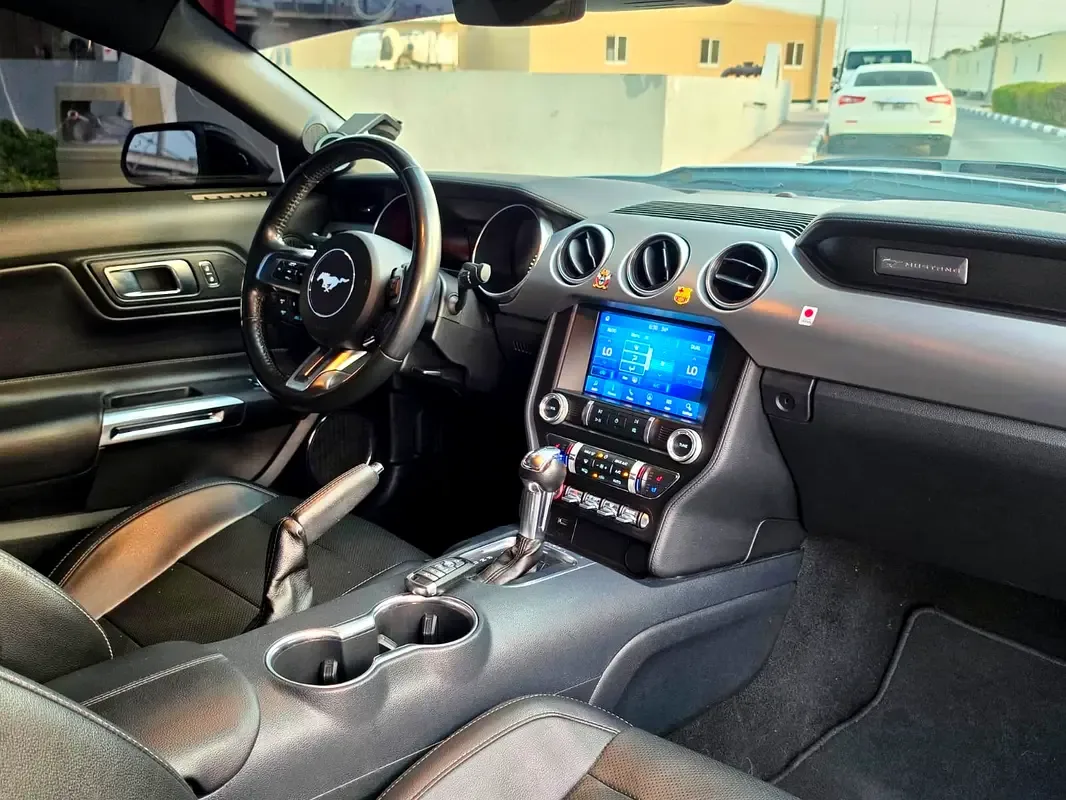 Ford Mustang GT 5.0 AT (466 حصان) - 10