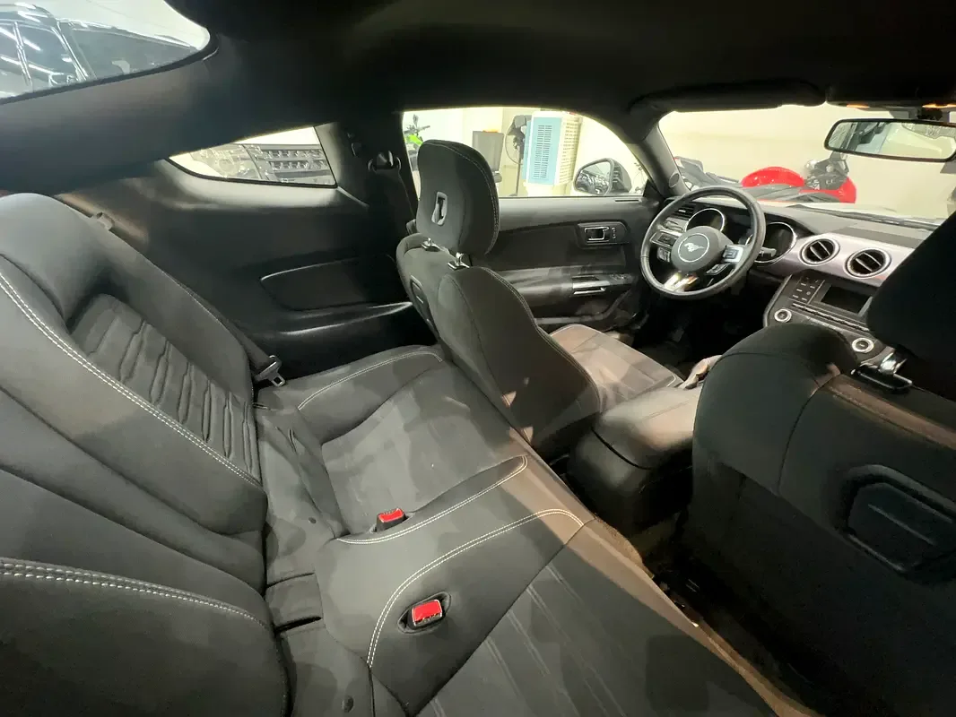 Ford Mustang GT 5.0 AT (466 حصان) - 12