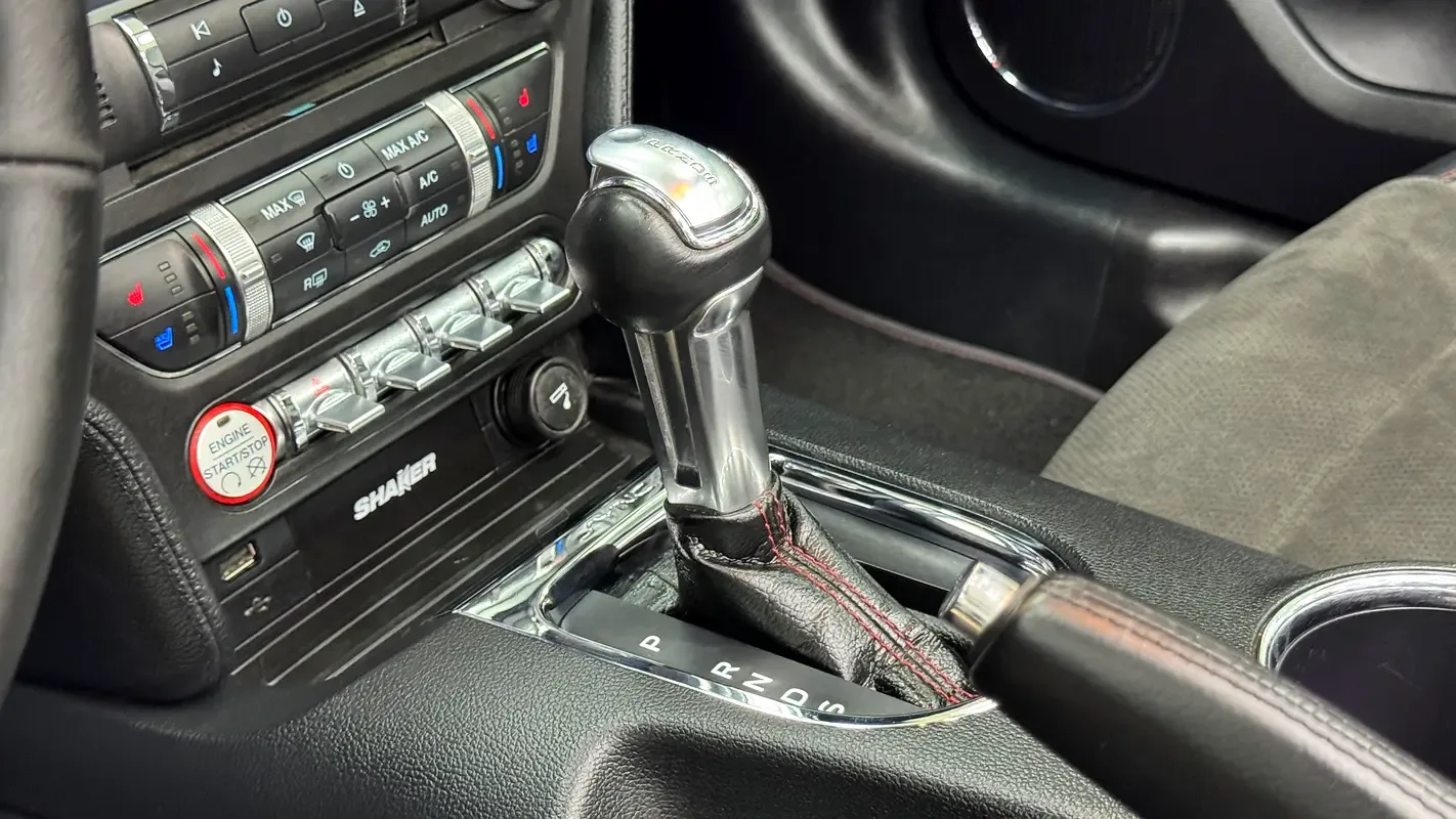 Ford Mustang GT 5.0 AT (466 hp) - 16