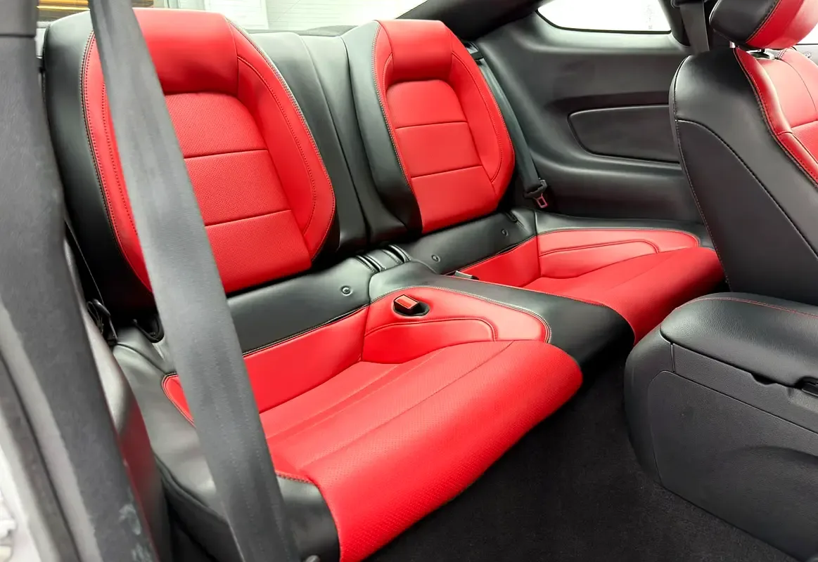 Ford Mustang GT 5.0 AT (466 حصان) - 13