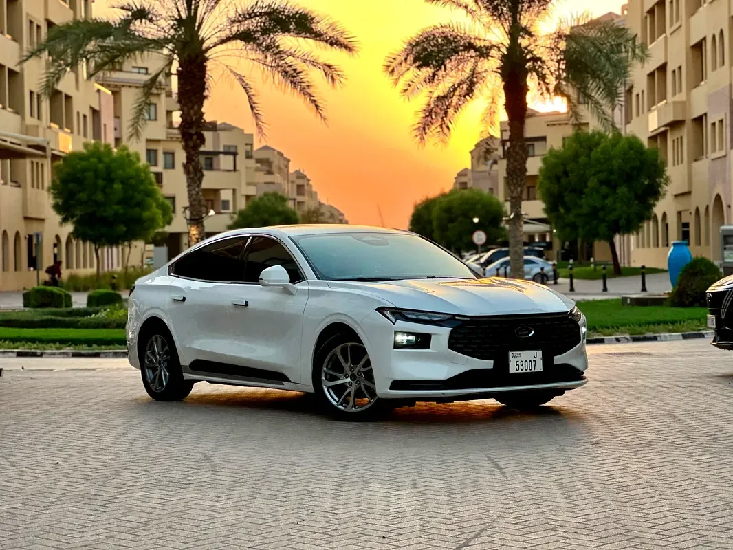 Ford Taurus 2.0 AT (232 حصان) - 5