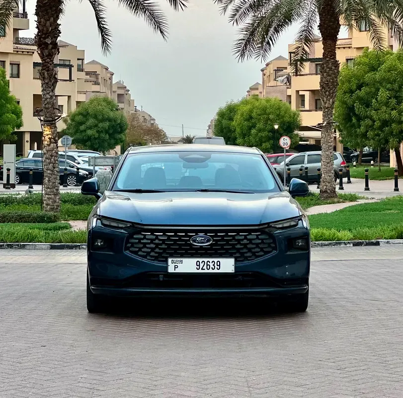 Ford Taurus 2.0 AT (232 حصان) - 2